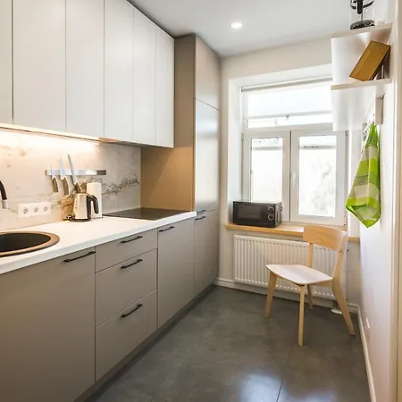 Bearsleys Knights Apartman *